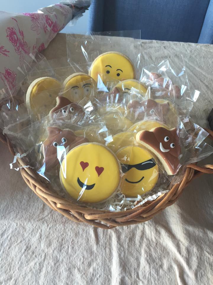 emoji cookies